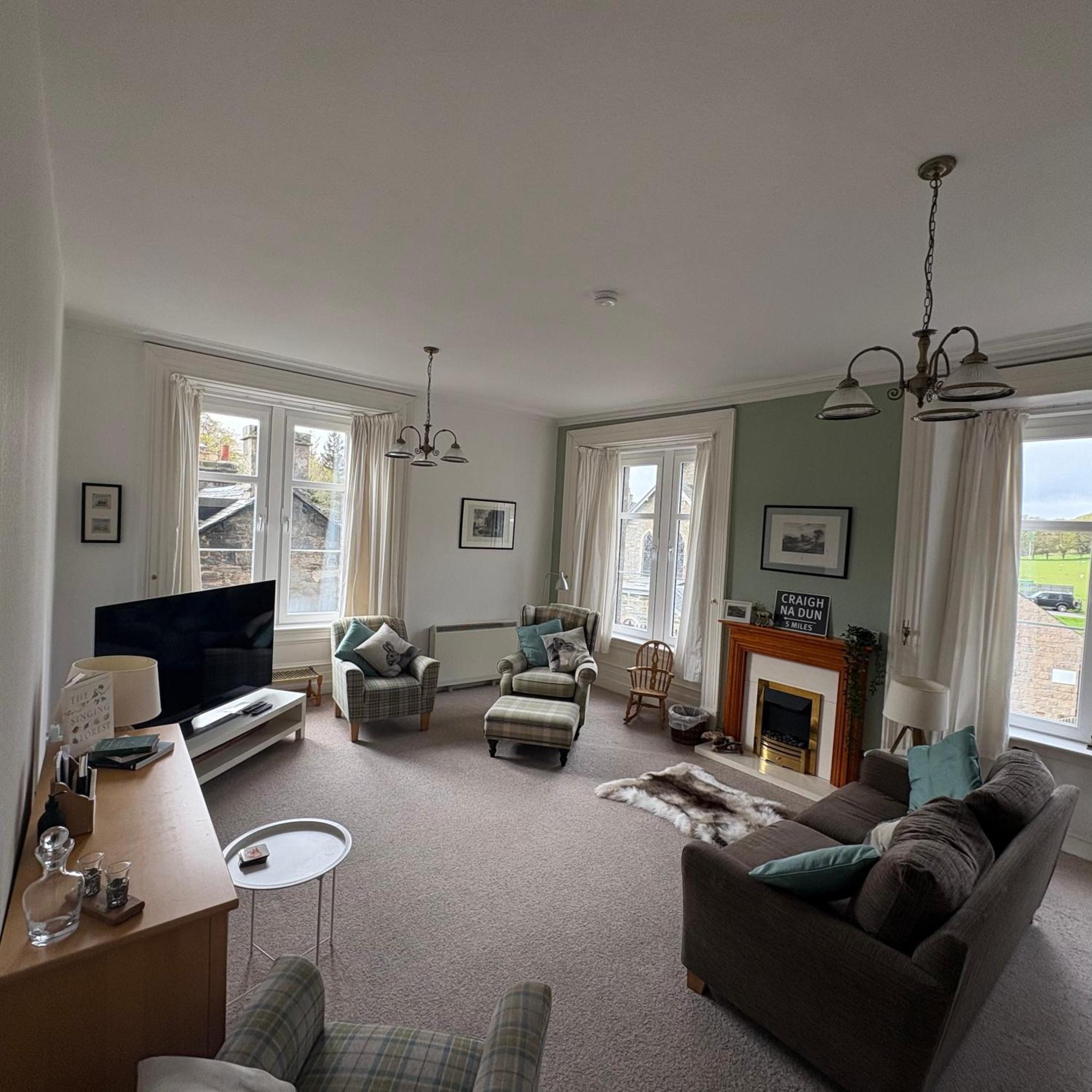 The Rannoch Nest, Kinloch Rannoch Apartment Exterior photo